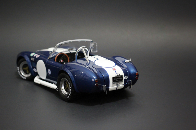 Illustration for article titled LaLD Engine Week: 8 Cylinders - Shelby Cobra 427